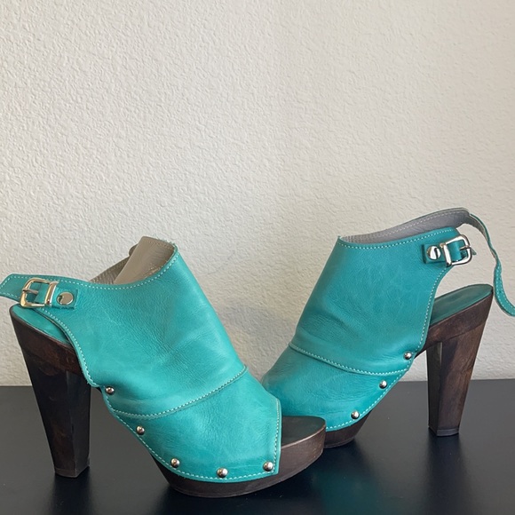 Carlo Cecchini Heels - Picture 2 of 3